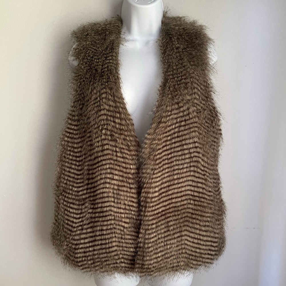 Super Cute Faux Fur Vest